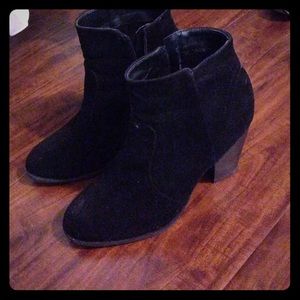 Suede heeled boots