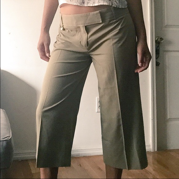 BCBG MAXAZRIA Khaki Colored Culotte Pant