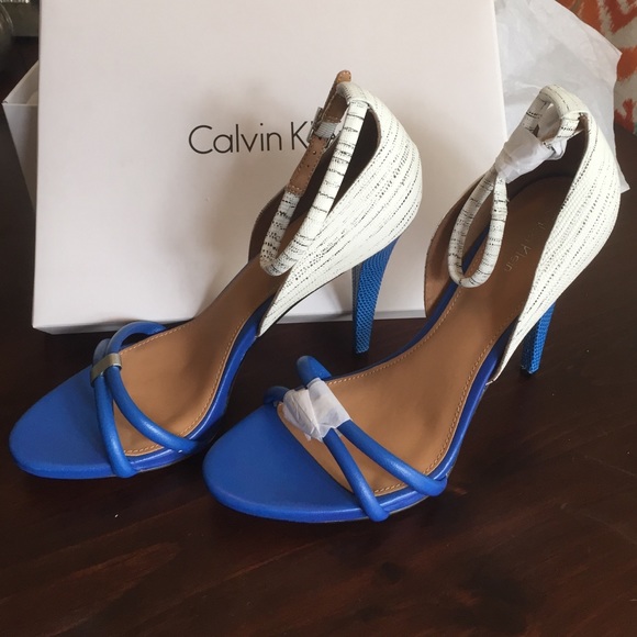 ✨Calving Klein Blue & White Heels