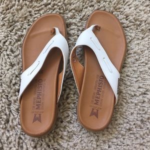 White Mephisto flip flop sandal size 37 euro