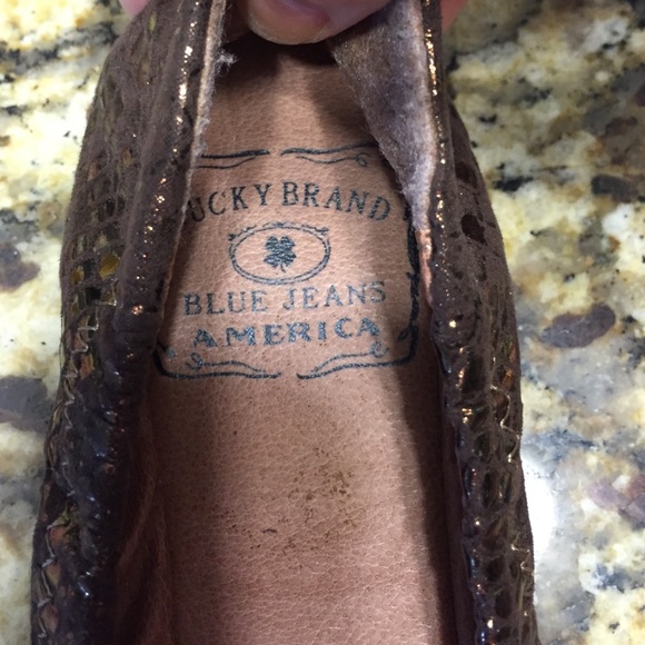 LUCKY BRAND FLATS - Picture 3 of 3