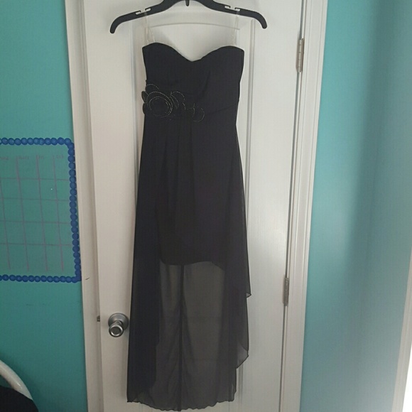 Strapless hi-lo black dress