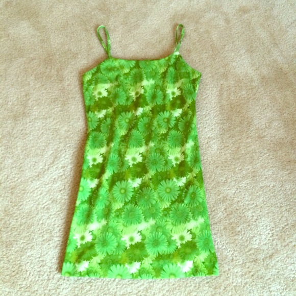 90s green Daisy spaghetti strap dress