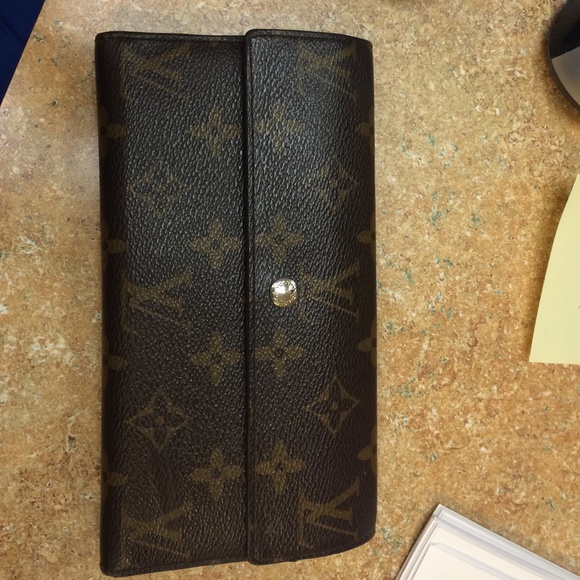 LV Bifold Wallet