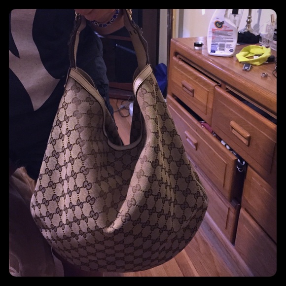ON SALE..Gucci hobo handbag