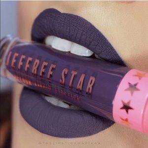 Jeffree Star liquid lipstick in shade abused