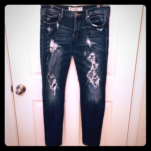 DISTRESSED ABERCROMBIE JEANS