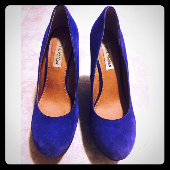 🚫SOLD🚫Blue Steve Madden Wedges