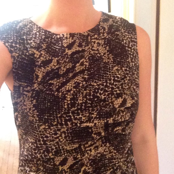 Ann Taylor Dress ✨ - Picture 3 of 4