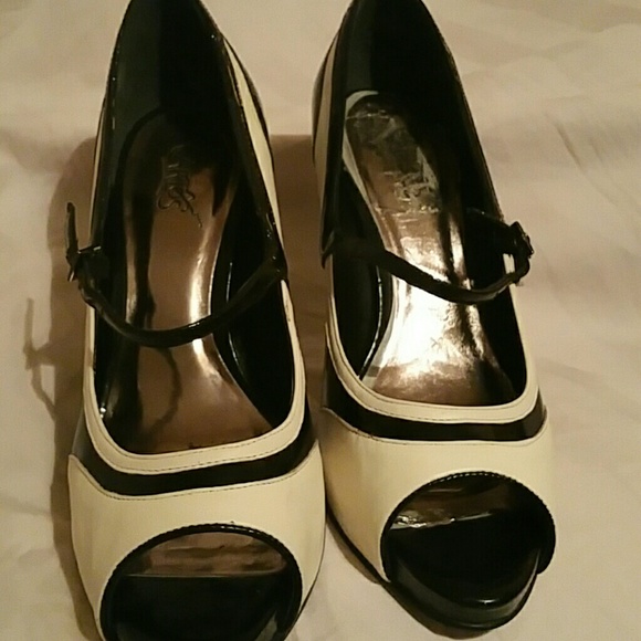 SOLD - Picture 3 of 3