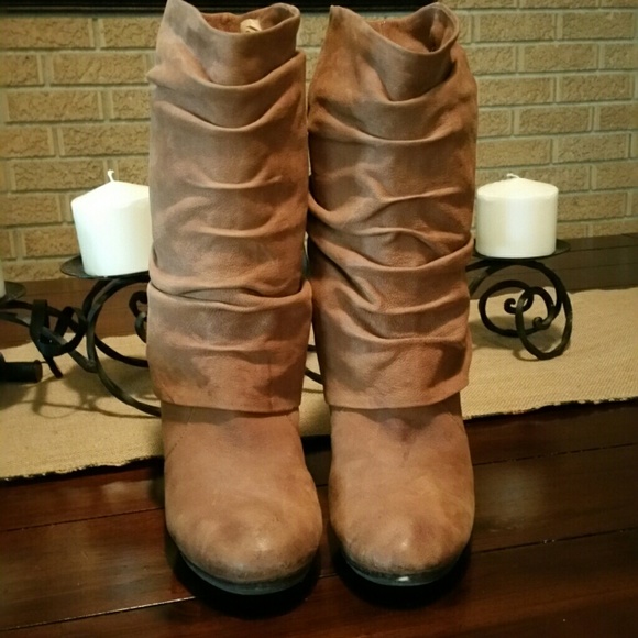 REDUCED!!! Vince Camuto Cognac Slouchy Boots - Picture 3 of 4