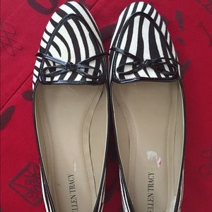 Ellen Tracey Pony Skin Flats, fits like a 9/half