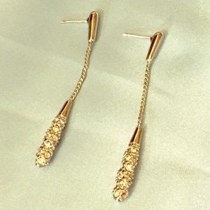 THE PERFECT GIFT! Platinum Swarovski Dangle Drop Earrings