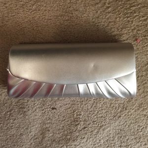 Silver Clutch