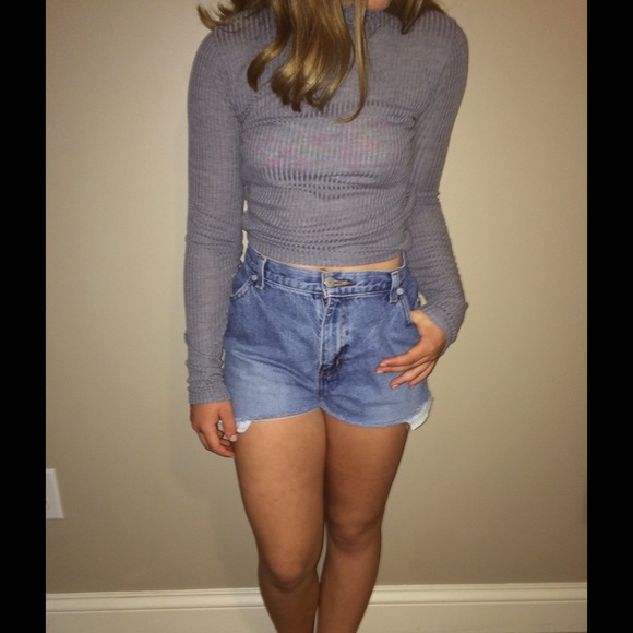 Grey crop top