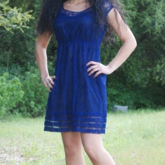 Dark blue lace dress!! Pretty and loose fitting!