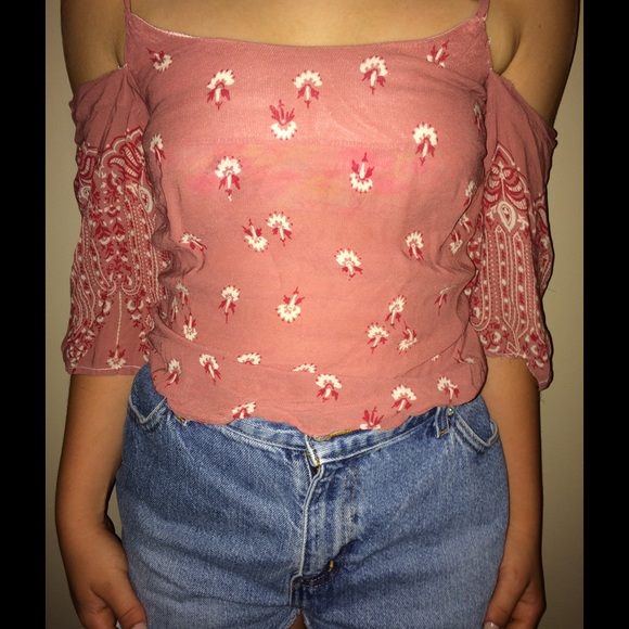 Off the shoulder top - Picture 2 of 3