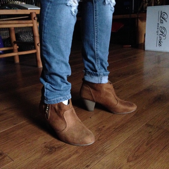 Sold on another site - Picture 3 of 4