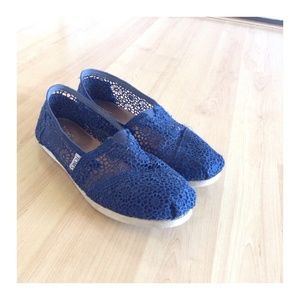 Crochet Toms