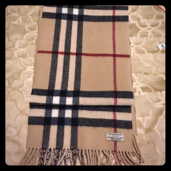 Wool authentic Burberry scarf
