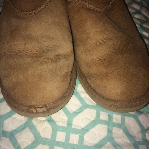 Ugg boots - Picture 2 of 3