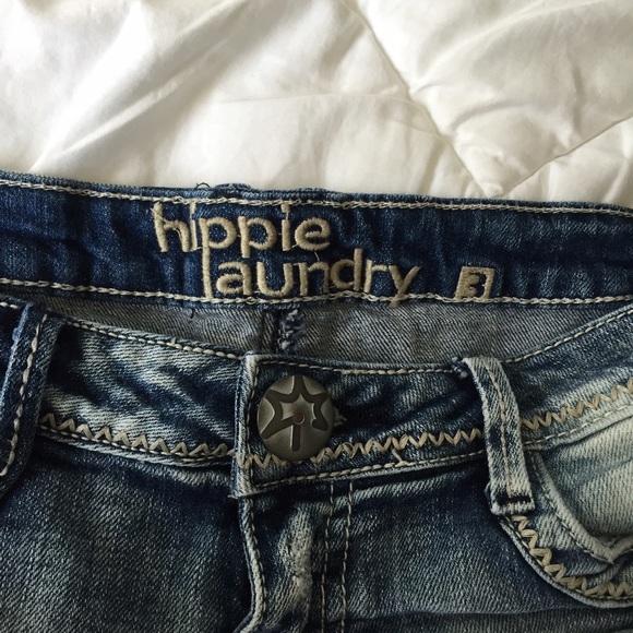 Tilly's Denim Short Shorts - Picture 3 of 3