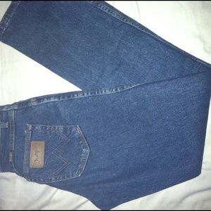 Wrangler jeans (tall women)