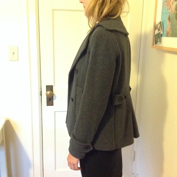 THEORY beautiful grey pea coat wool silk jacket - Picture 3 of 3