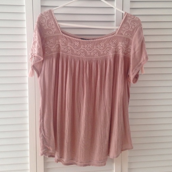 American Eagle peasant top