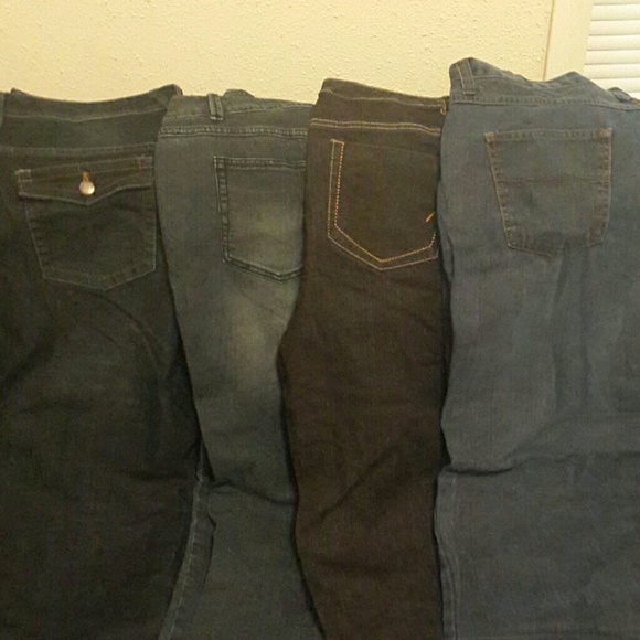 *** SOLD***Bundle of Jeans