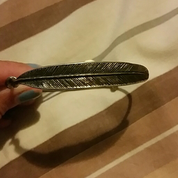 *SOLD on merc* Alex and Ani Quill Feather Wrap