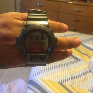 PINK & GREY G-SHOCK WATCH