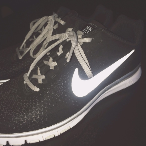 NIKE • free run 3.0 size 9