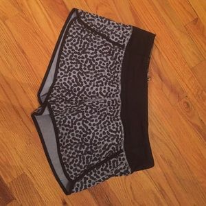 NWOT LULULEMON Run Speed Short