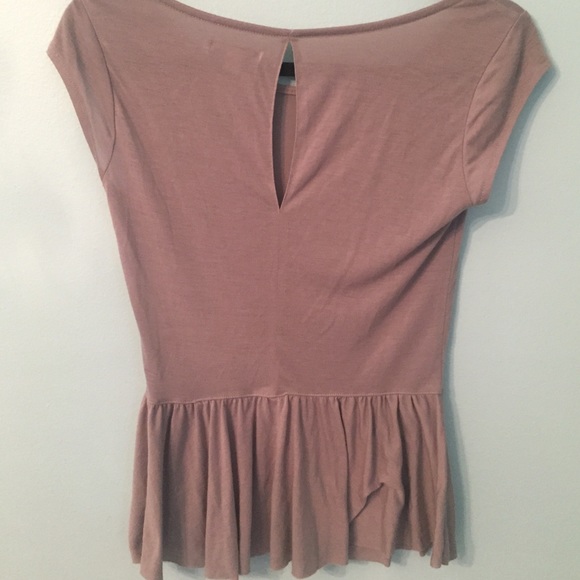 ✨SOLD✨ American Eagle Gray Soft Top Peplum - Picture 3 of 4