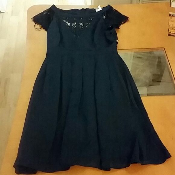 Royal Blue Lace Dress - Picture 3 of 4