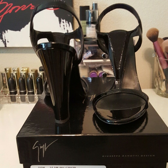 Giuseppe Zanotti heels - Picture 2 of 4