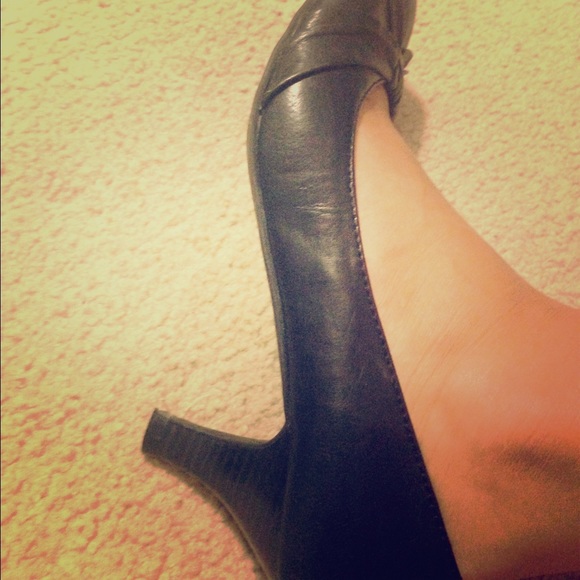 L.E.I BRAND NEW SHOES!! (Without tags)