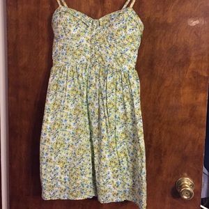 Jessica Simpson dress