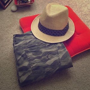 Sale 🎉🎉American Eagle Camo Jeggings!