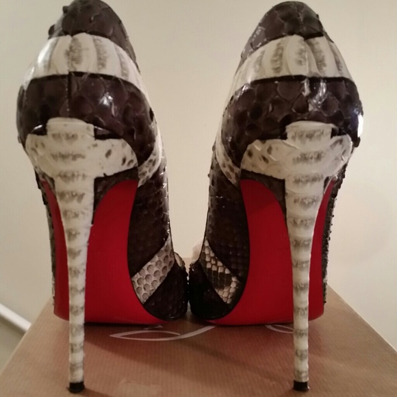 ***TRADED/SOLD*** So Kate Python Croisade - Picture 2 of 4