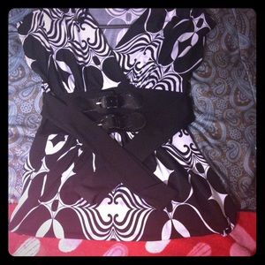 Black and white v neck shirt