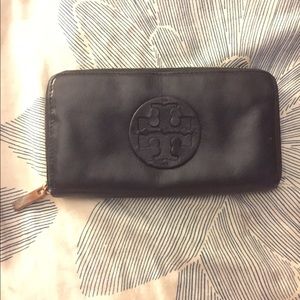 Black Tory Burch slightly worn wallet