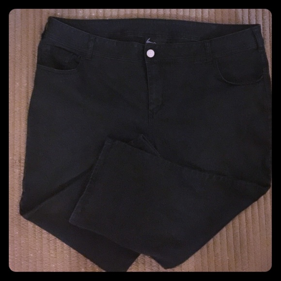 Lane Bryant Black Capris