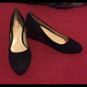 SOLD COLE HAAN Womens Black Classic Heels Sz 6