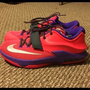 kd 7 pink and purple