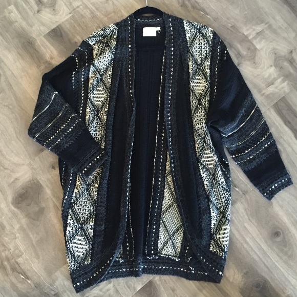 Brandy Melville Sweaters - Oversized Brandy Melville Gray + Black Shrug