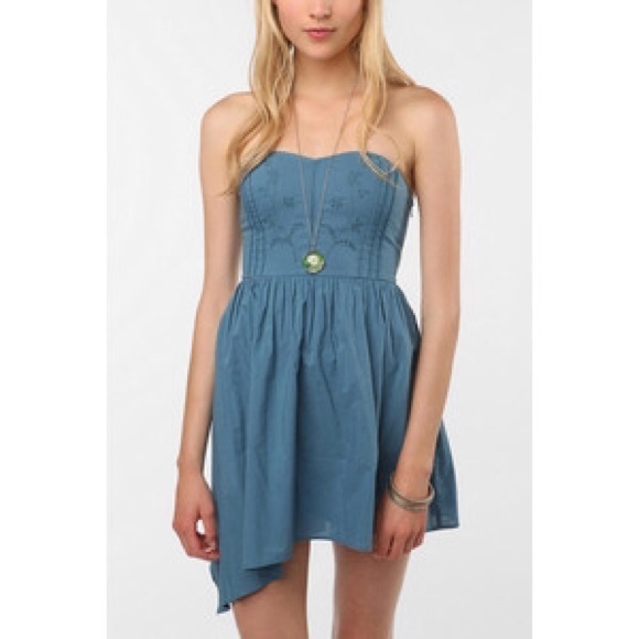 Kimchi Blue Strapless Halflight Dress