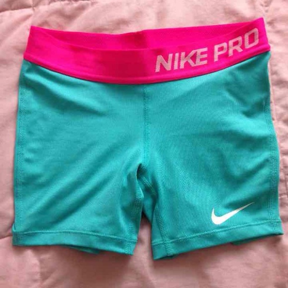 SOLD on Ⓜ️ercari!! Nike pro shorts - Picture 1 of 3