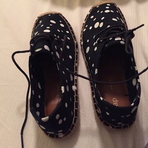 Gap navy Polk a dot flats